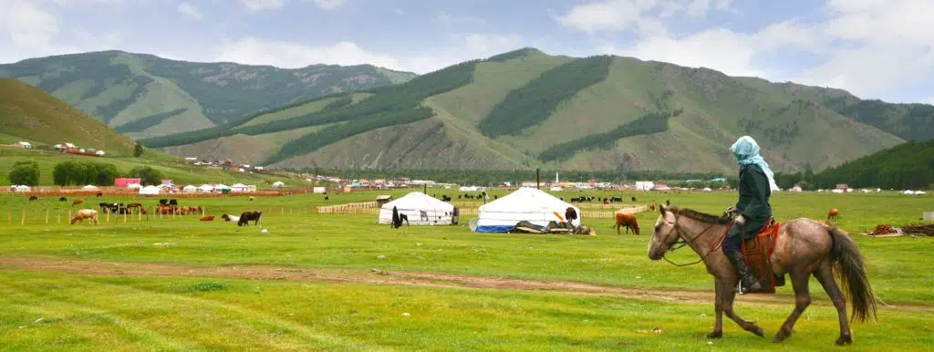 Mongolia Bucket List: Top 10 Must-See Sights